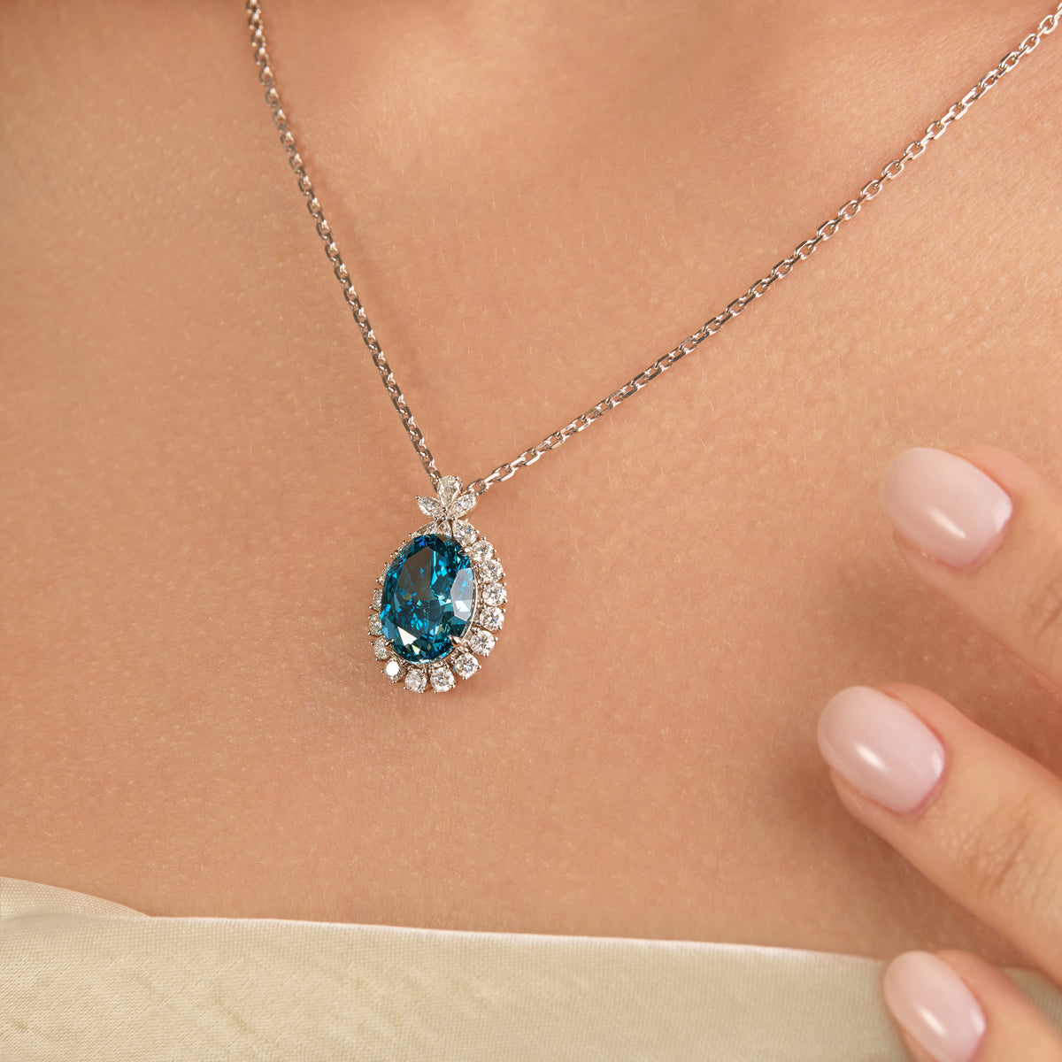 CRITI RORA Celestia Blue Diamond Pendant Necklace